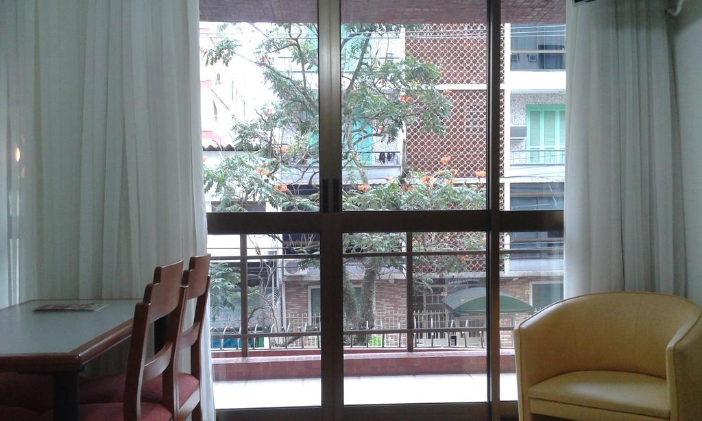 Collins Trade Hotel Порту Алегри Екстериор снимка