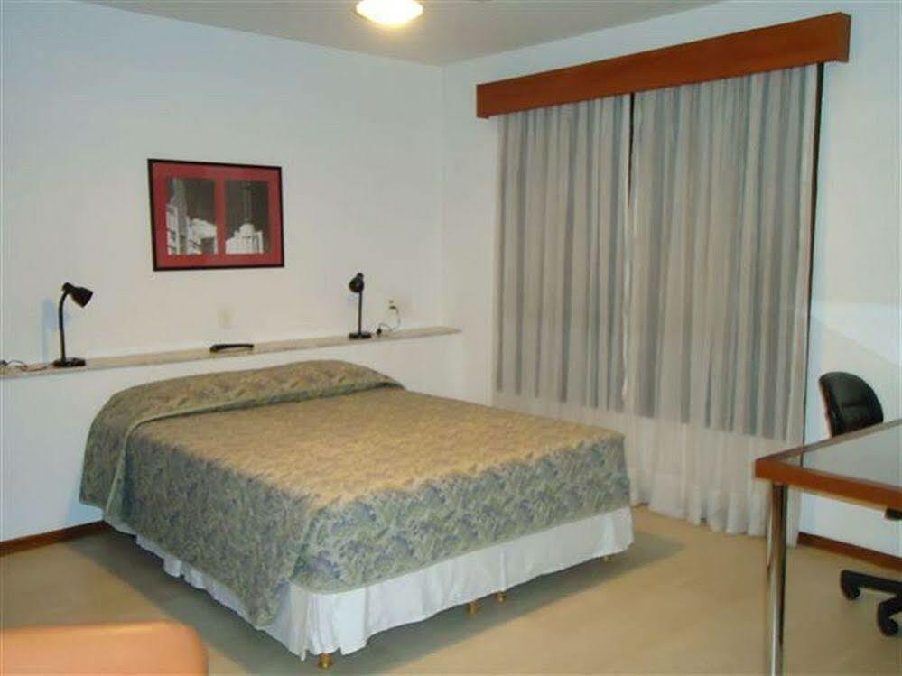 Collins Trade Hotel Порту Алегри Екстериор снимка